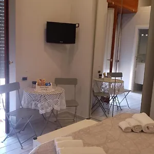 Elisabet Apartment Neapel
